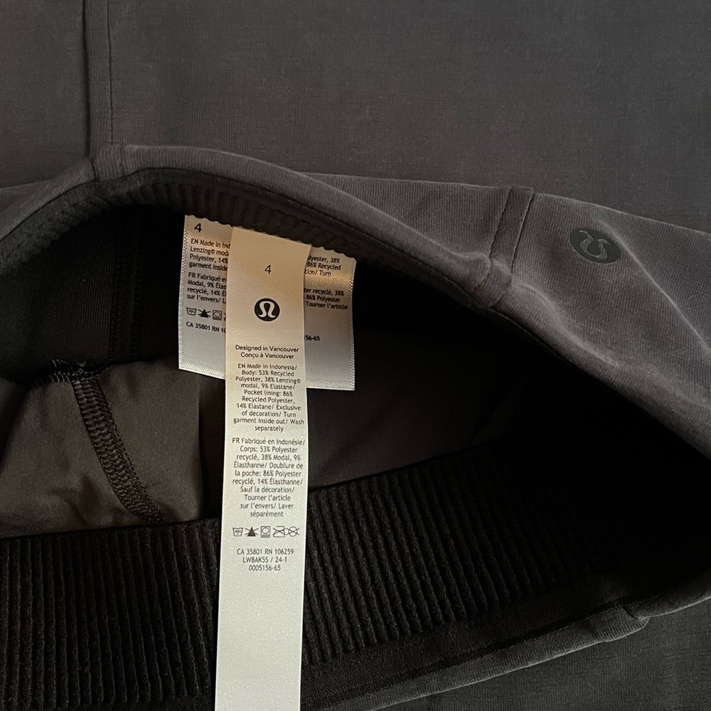 Lululemon - Picture 6 of 6